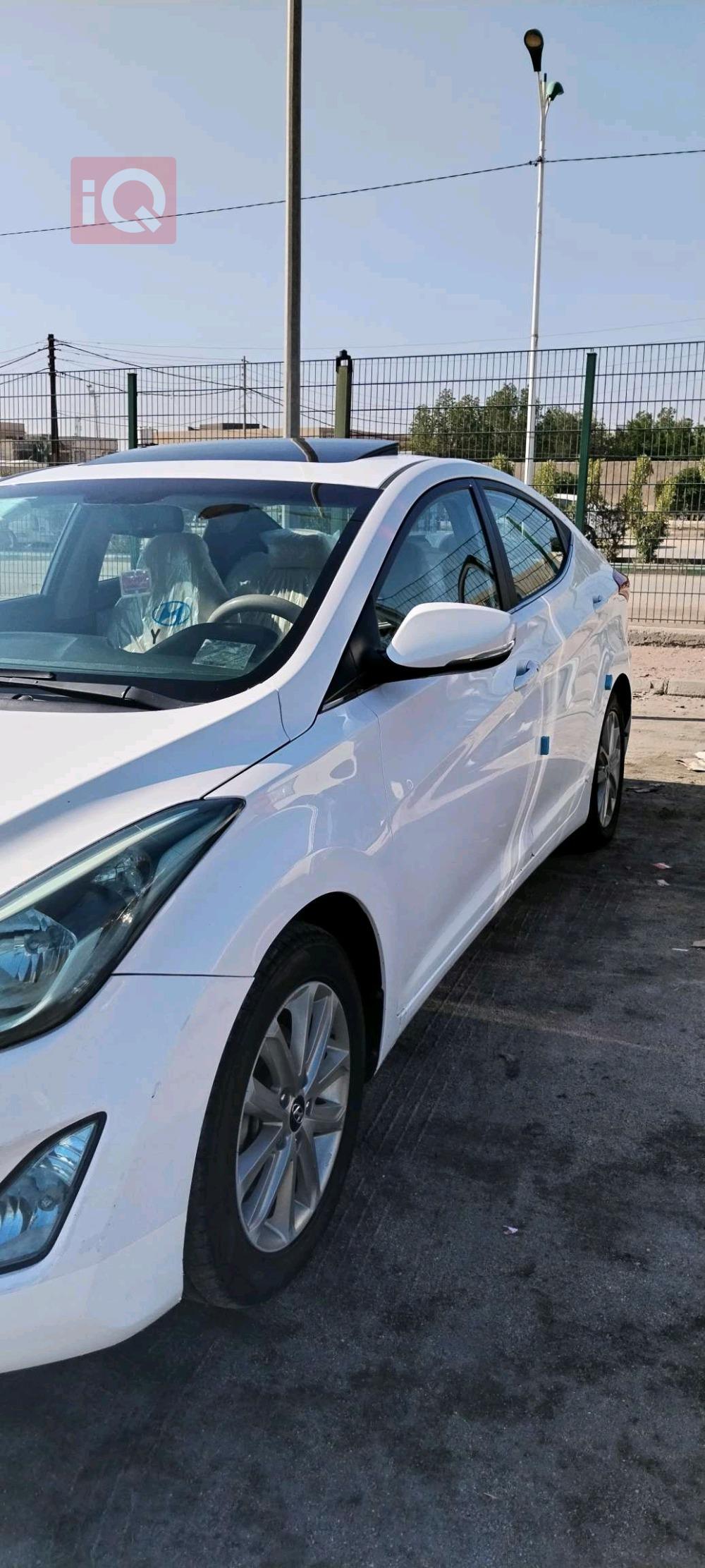 هیوندای ئەلەنترا